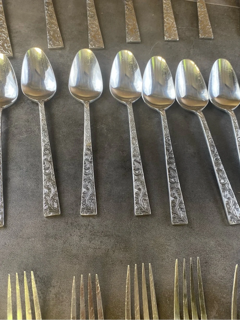 SCC Supreme Cutlery Made in Japan Stainless Steel Silver Flatware Set 44 Pieces